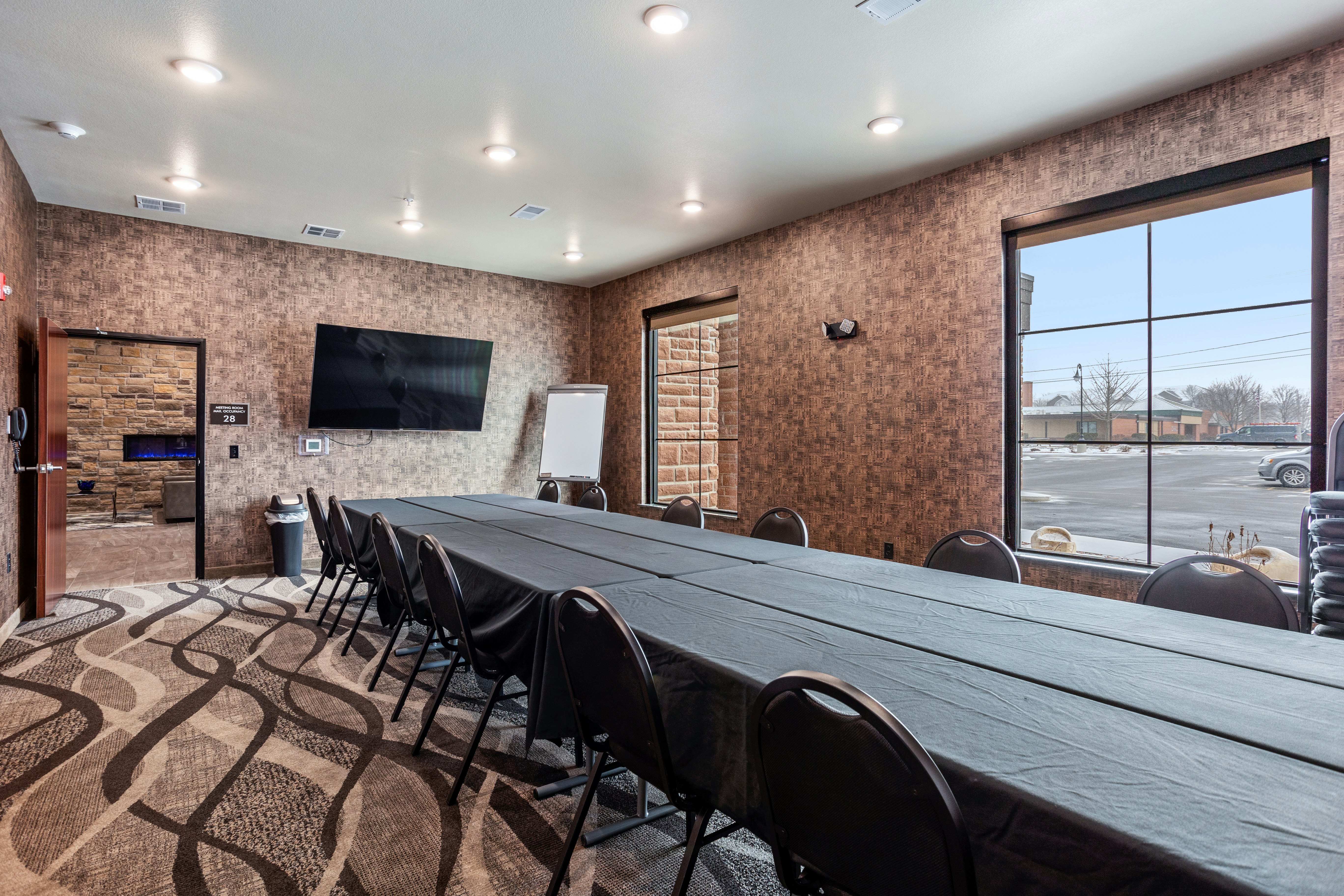 Cobblestone Hotel & Suites-Little Chute 44/48