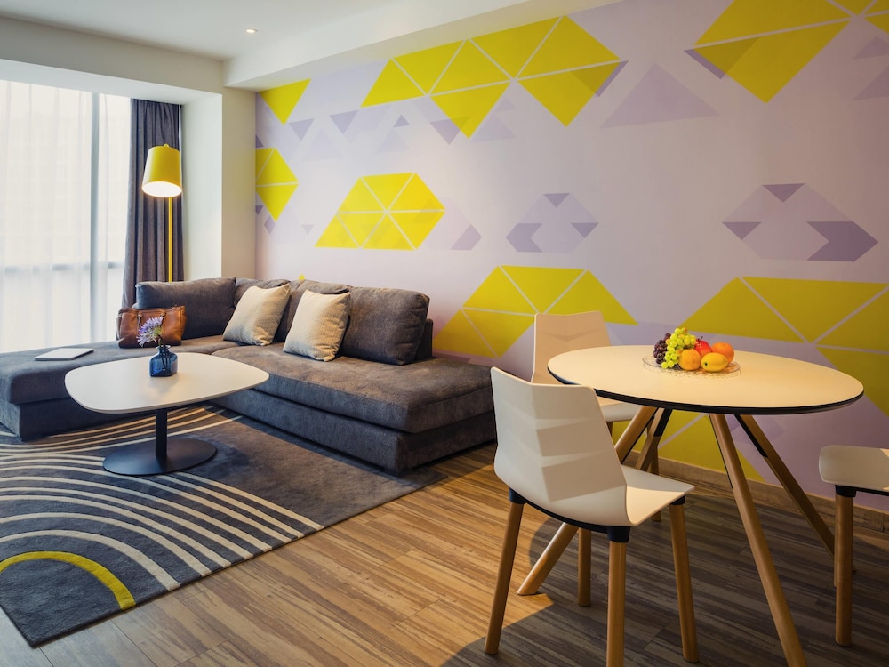 Mercure Shanghai Hongqiao South 78/96