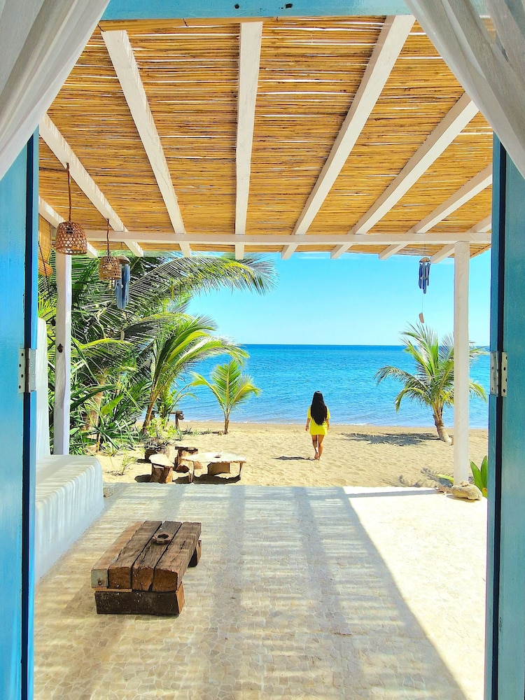 Coconut Garden Beach Resort 10/47