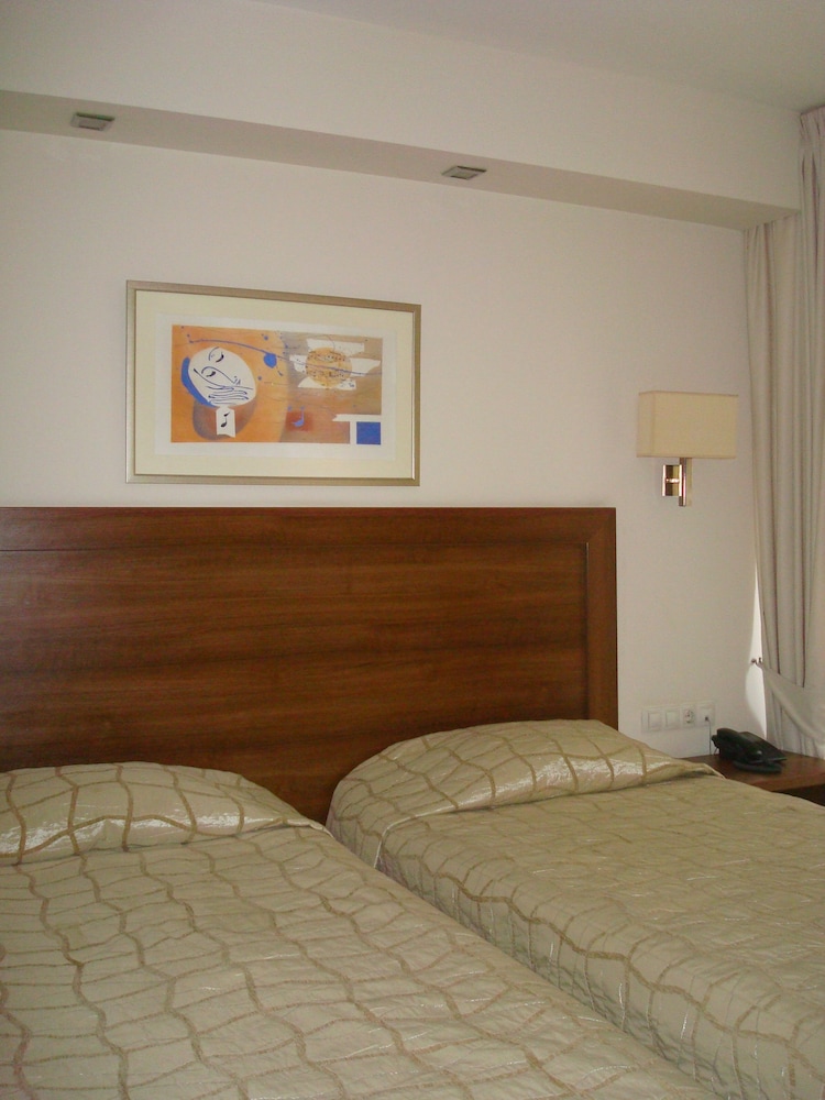 Hotel Burgas 5/35