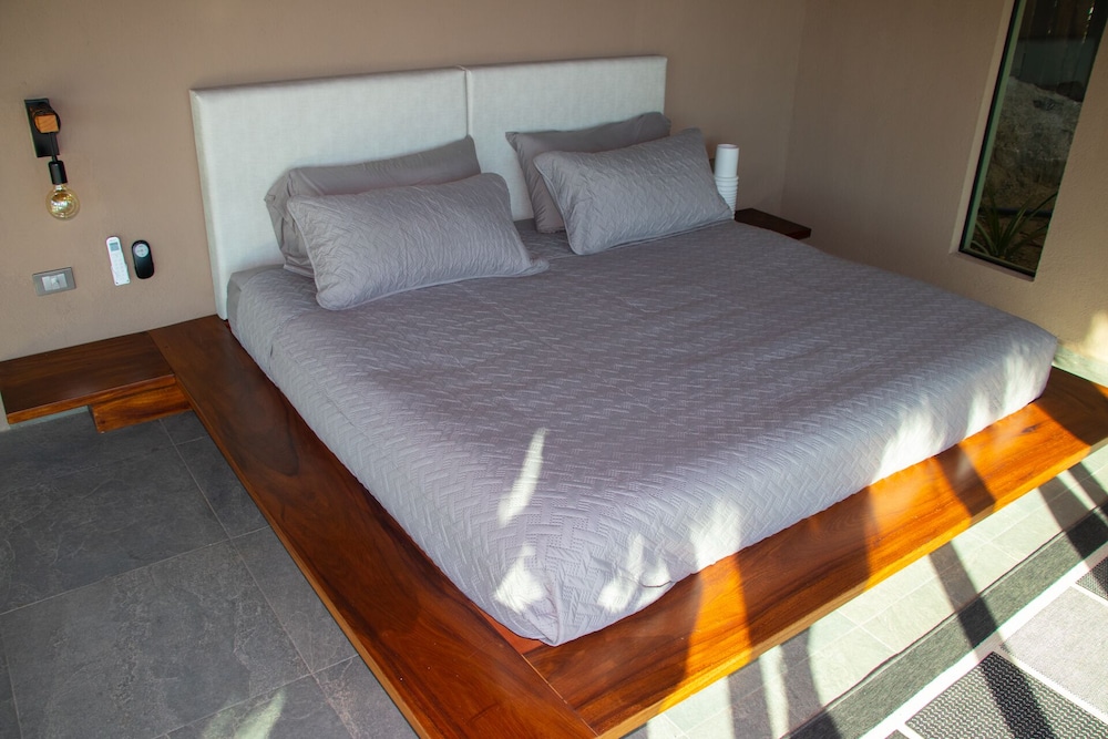 Amore Villas 9/50