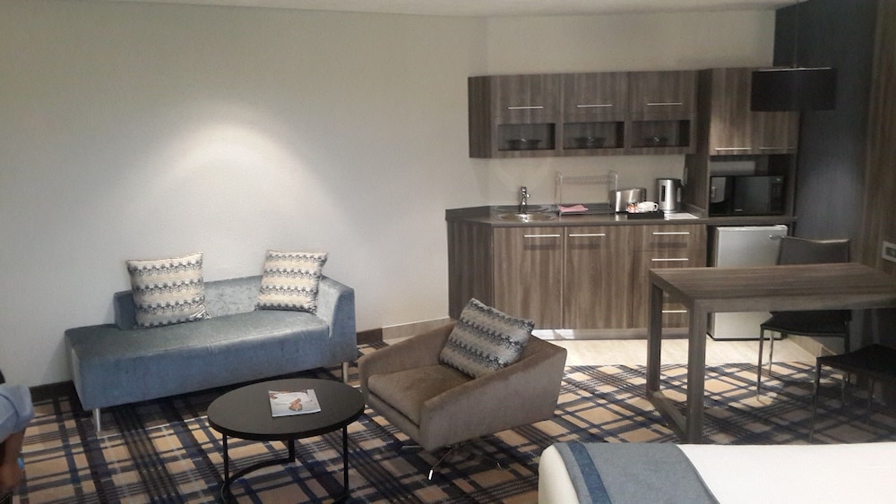 Garden Court Milpark 33/39
