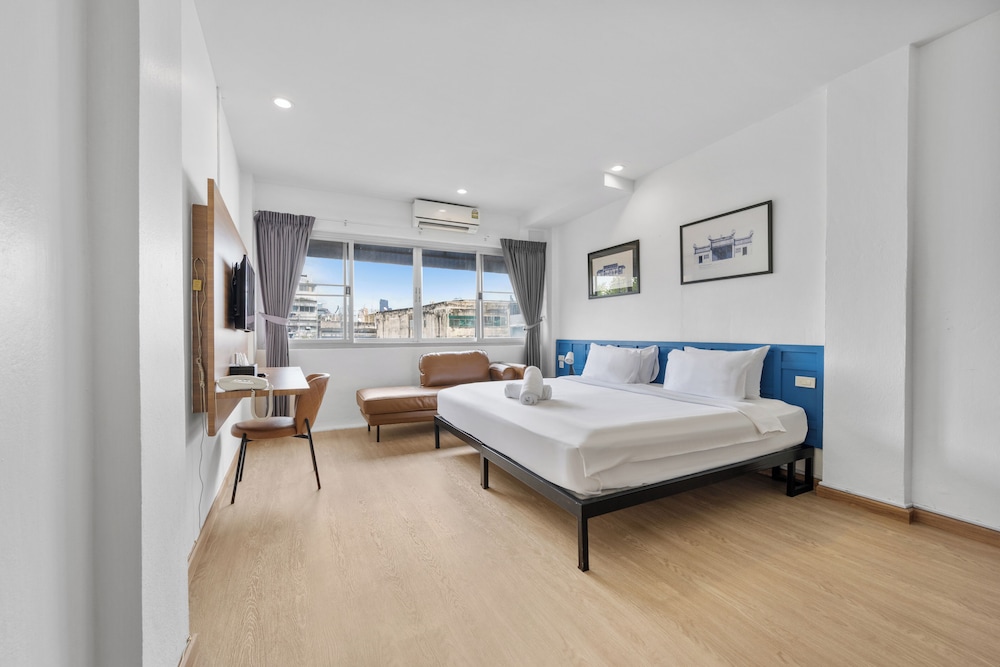 River View Residence 12/66