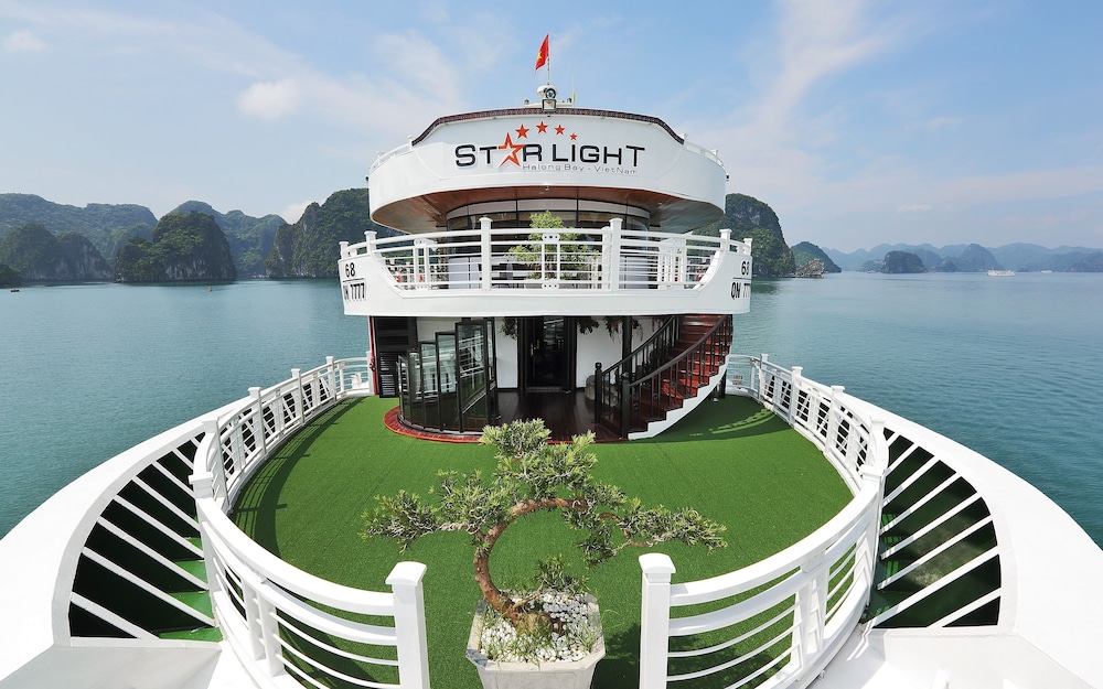 Starlight Cruise photo 2
