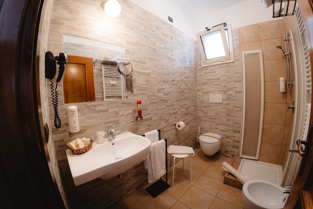 Hotel Accord Le Rose 49/50