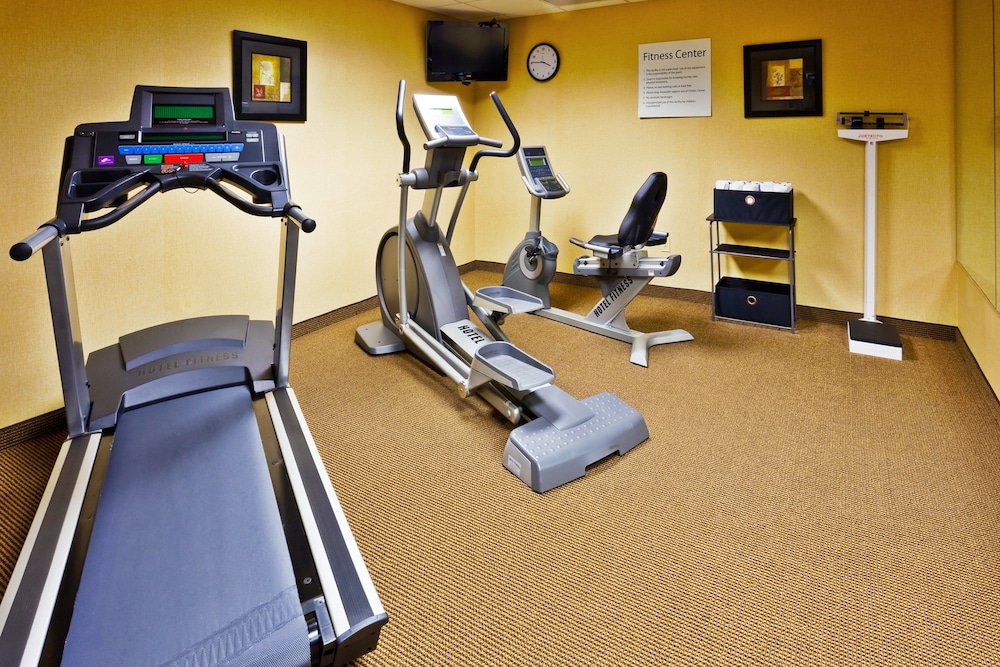 Holiday Inn Express Hotel And Suites Memphis Germantown 44/69