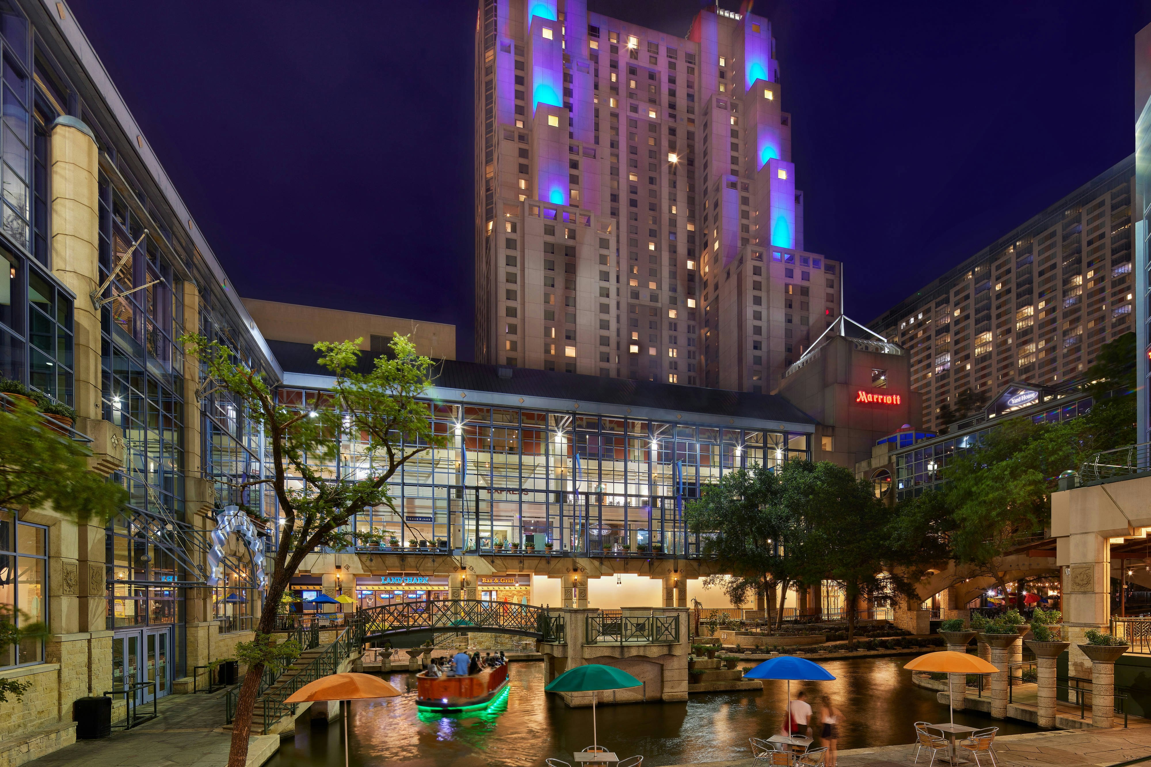 San Antonio Marriott Rivercenter on The River Walk
