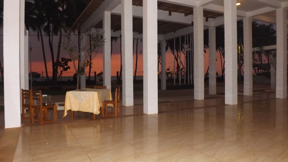 Carolina Beach Resort & Spa 6/50