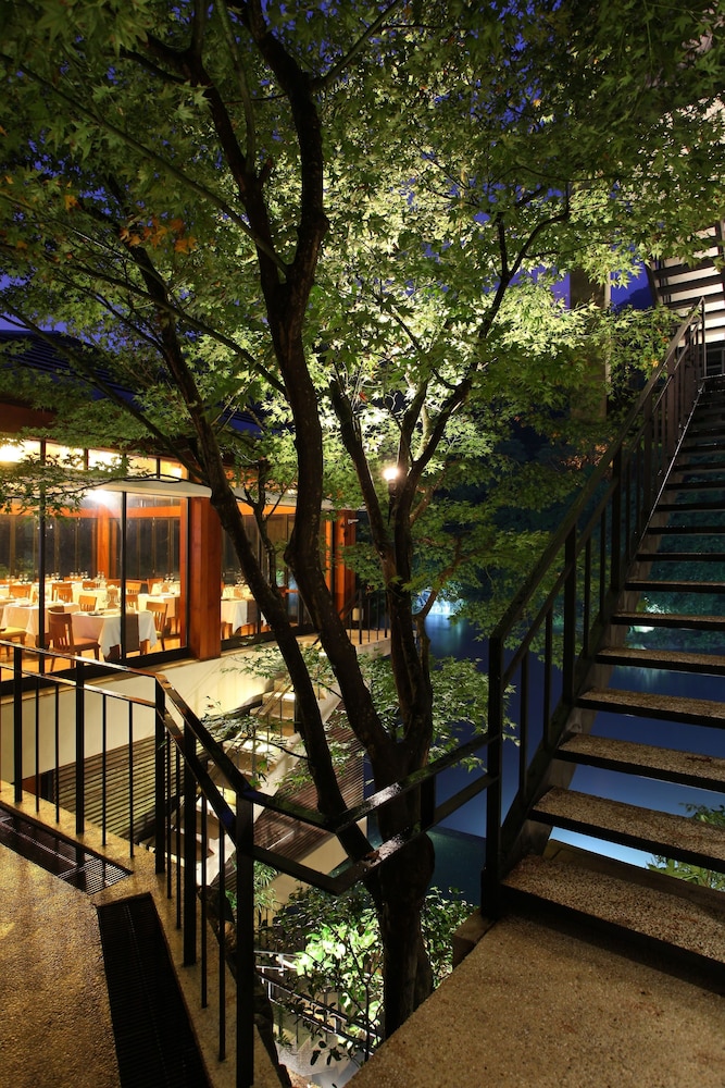 VOLANDO URAI SPRING SPA AND RESORT 31/66
