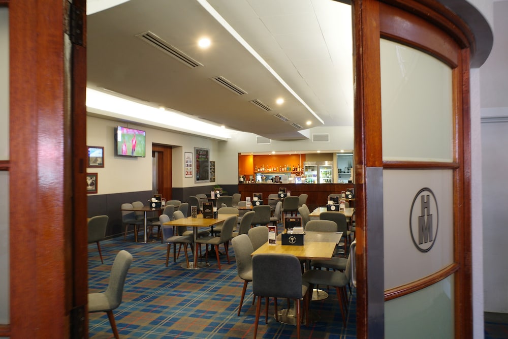 Port Macquarie Hotel 53/66