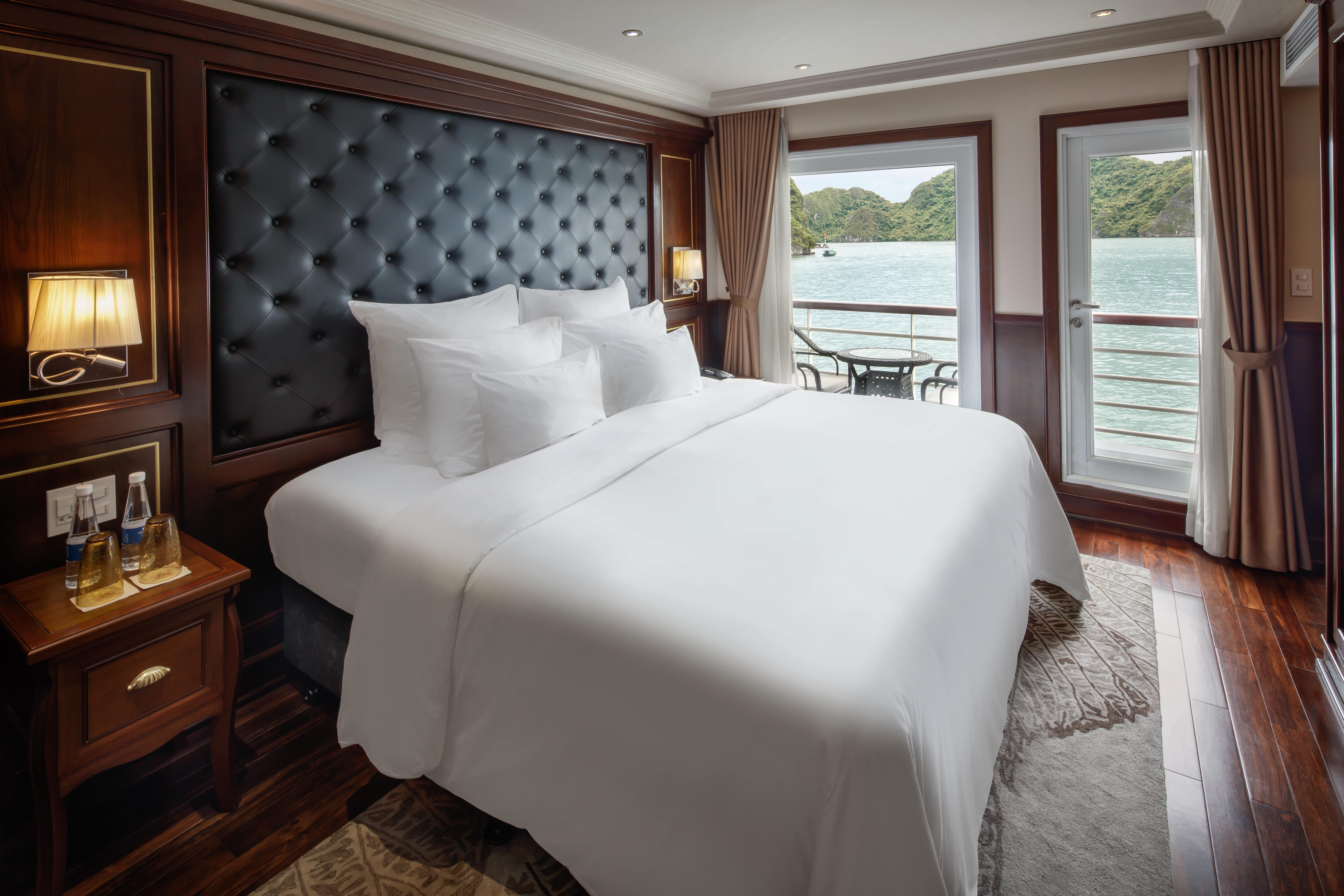 Paradise Elegance Cruise 10/38