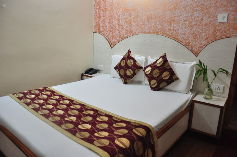 Hotel Sidharath 26/33