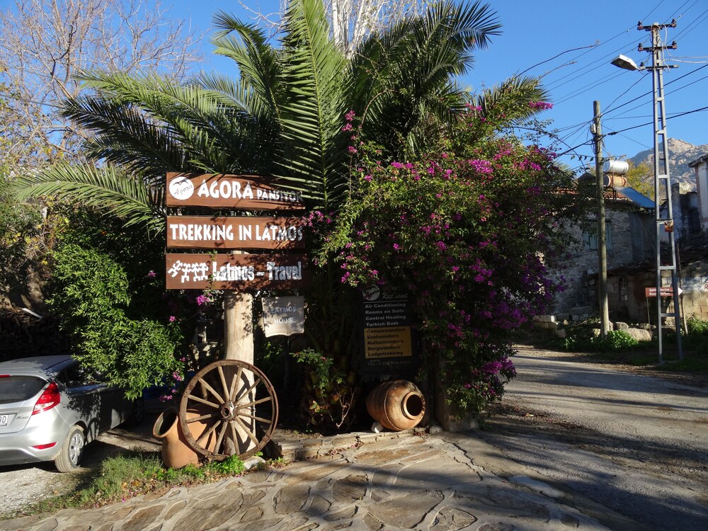Agora Pansiyon 37/50