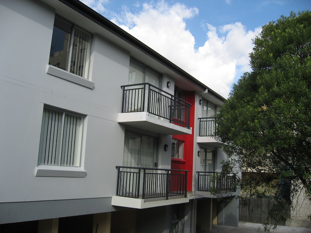 Parkside Apartments 1/18