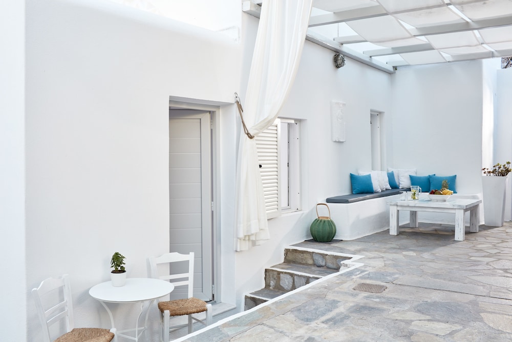 Mykonos Town Suites 21/46