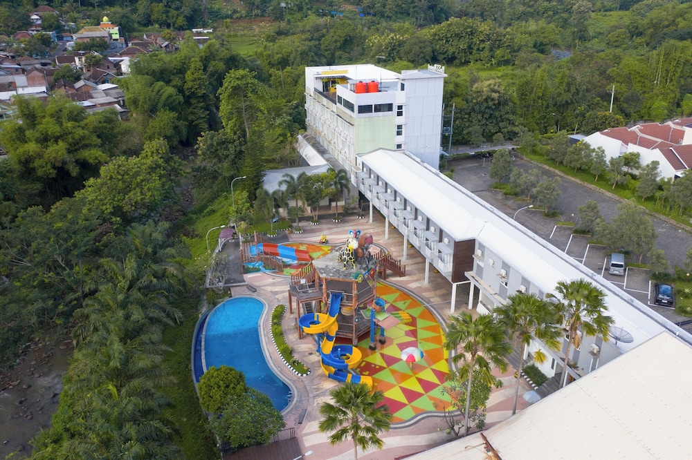 Bess Resort and Waterpark 14/22