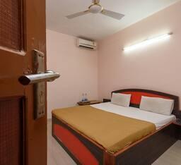 Super, Deluxe, Double Bed