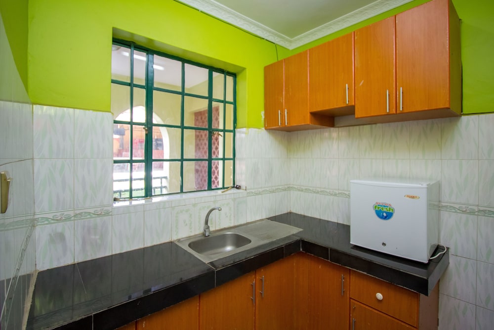 PARKVIEW SAFARI HOTEL & APARTMENTS 26/47