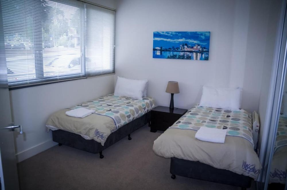 The Waterfront Apartments Geelong 14/40