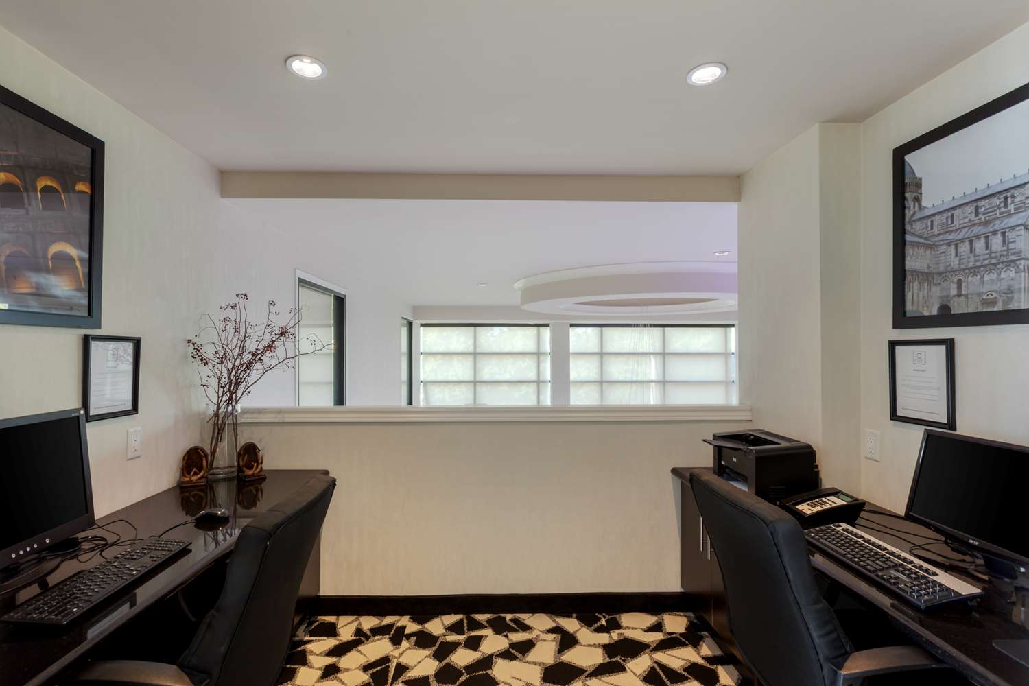 C Hotel by Carmen s, BW Premier Collection Hamilton 15/19