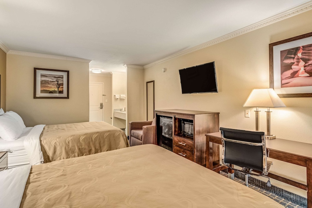 Quality Inn Ozona I-10 17/29