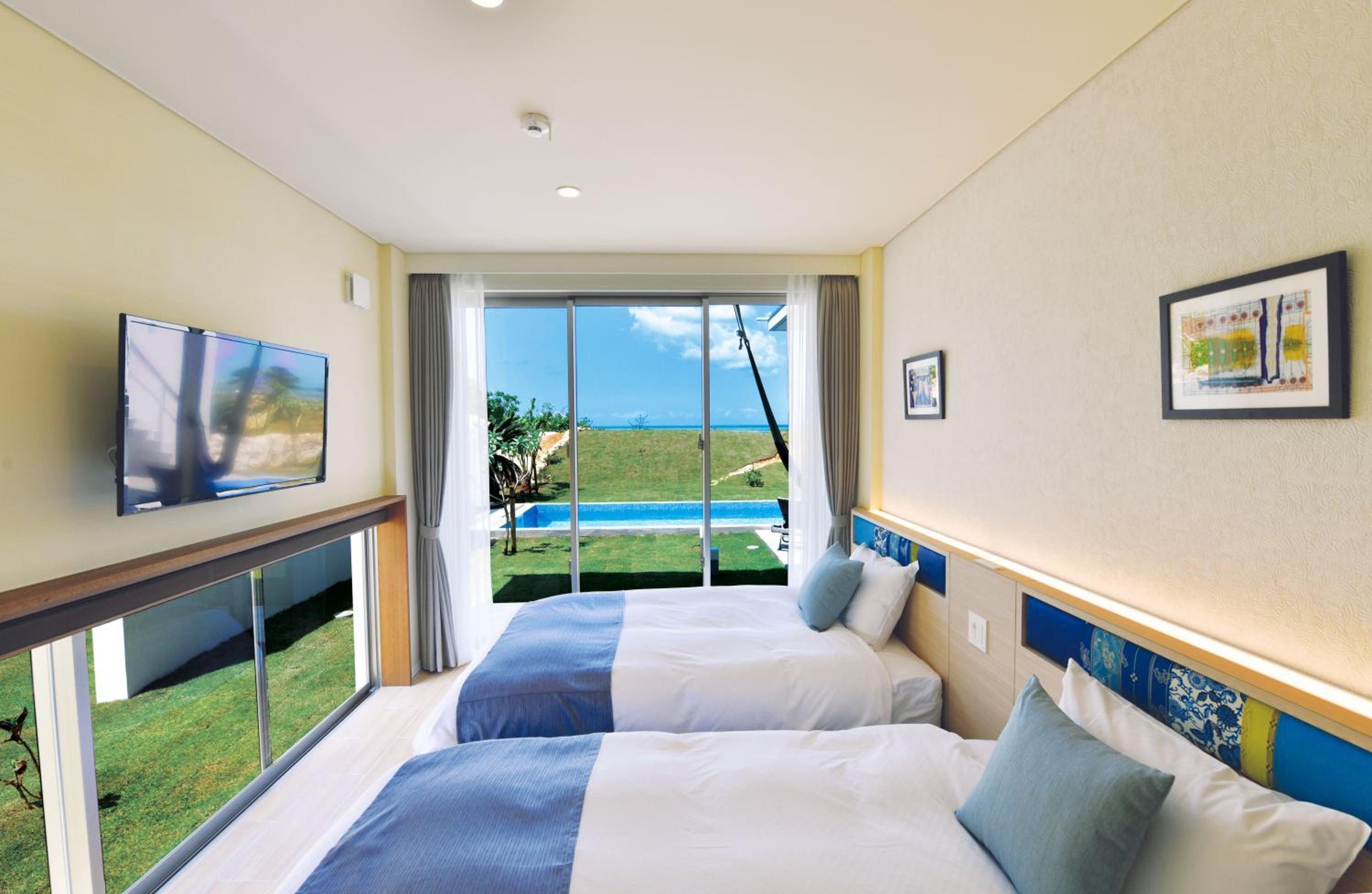 2 Bedrooms, Villa