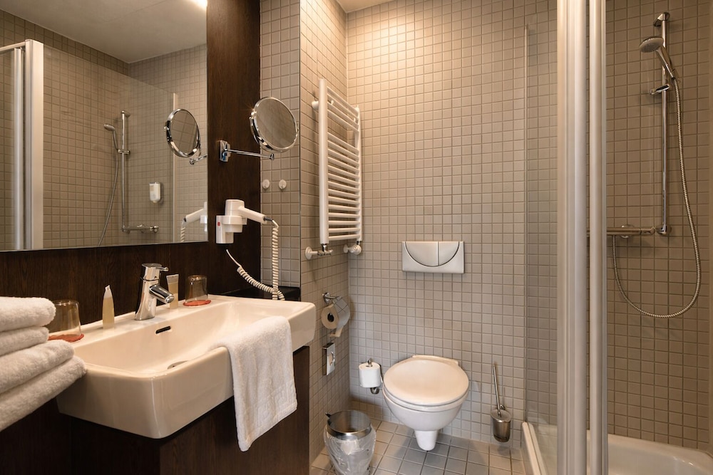 Sante Royale Hotel 65/65