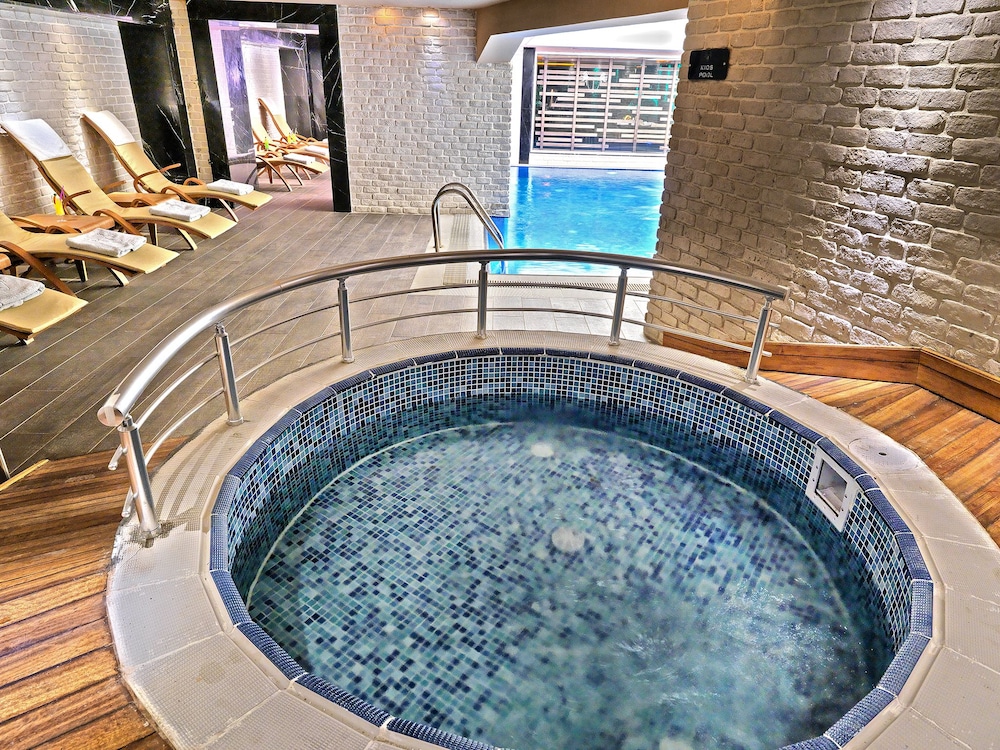 Hotel Mercure Istanbul Bomonti 46/78