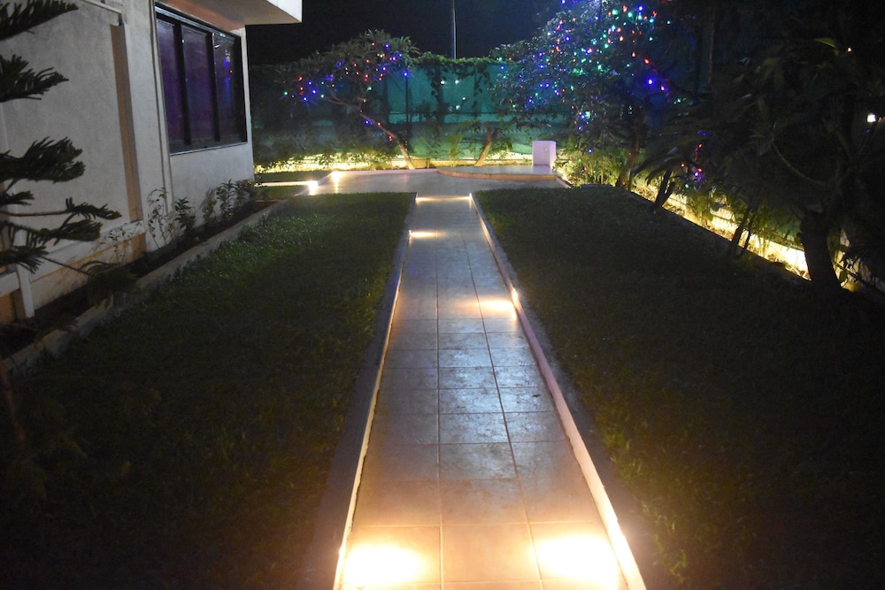 Athi Resorts 41/50