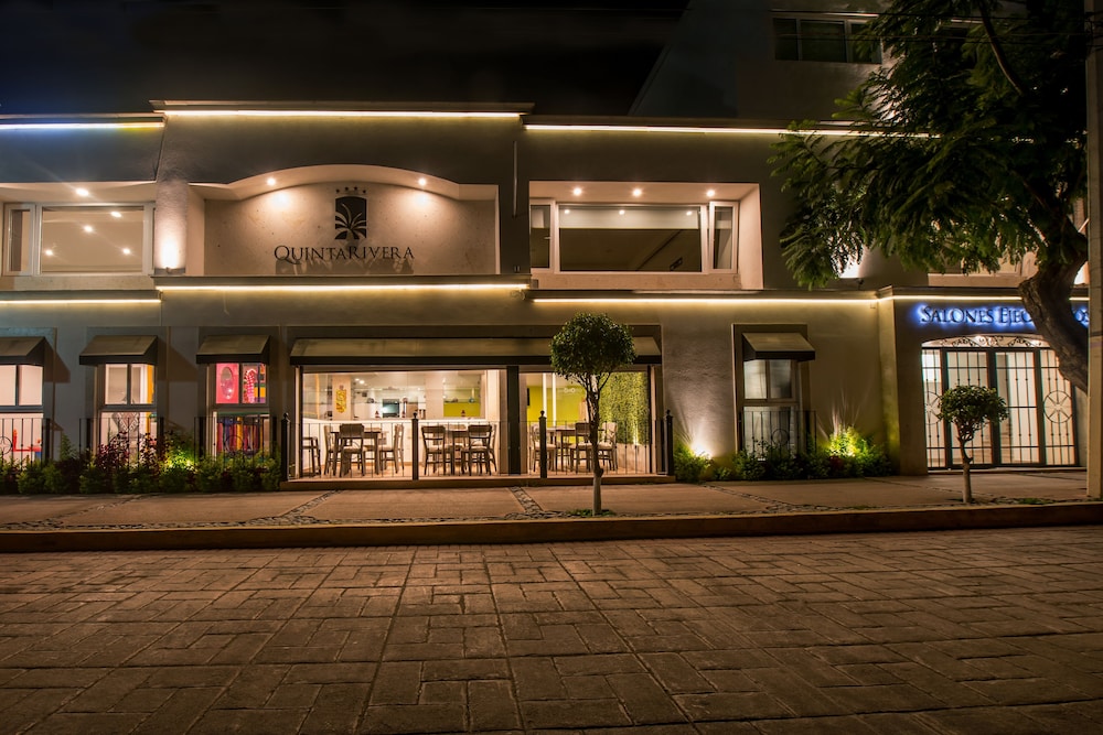 Quinta Rivera 2/64
