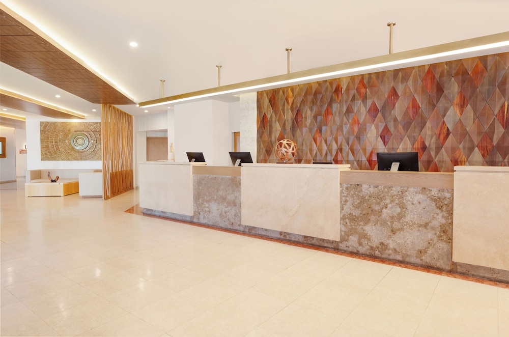 Royal Solaris Cancun All Inclusive 13/76