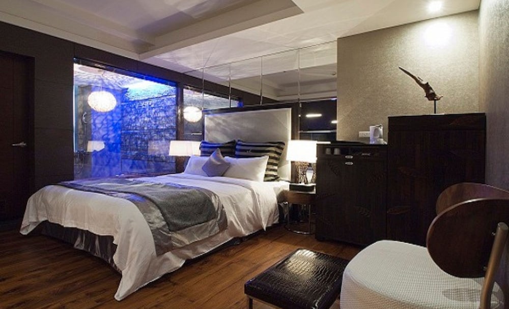 CLASSIC, DOUBLE BED