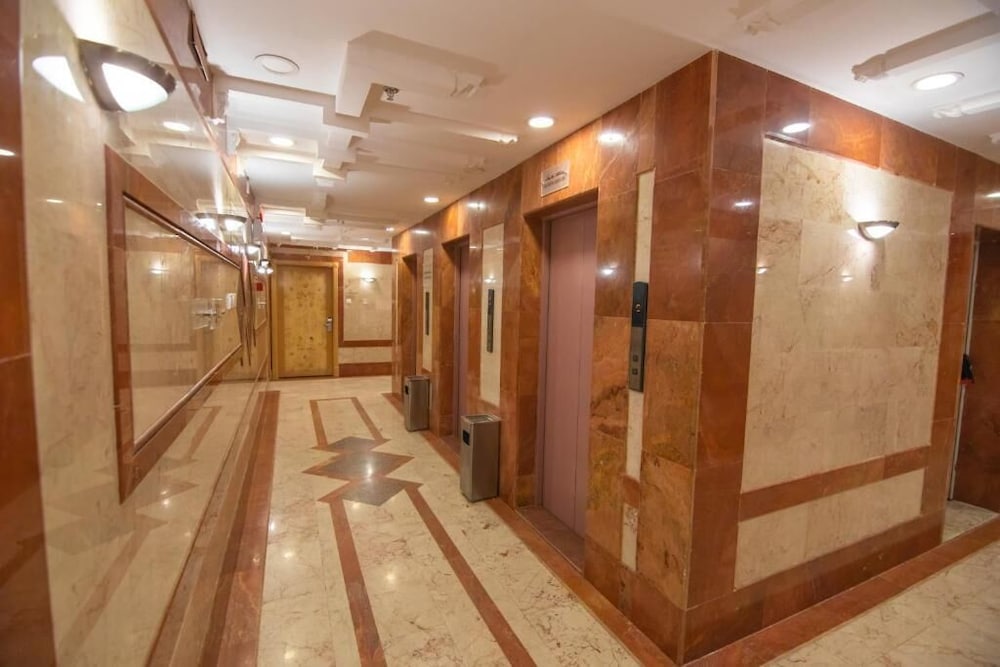 فندق سنود العزيزية(Snood Alazizyh Hotel) 24/36