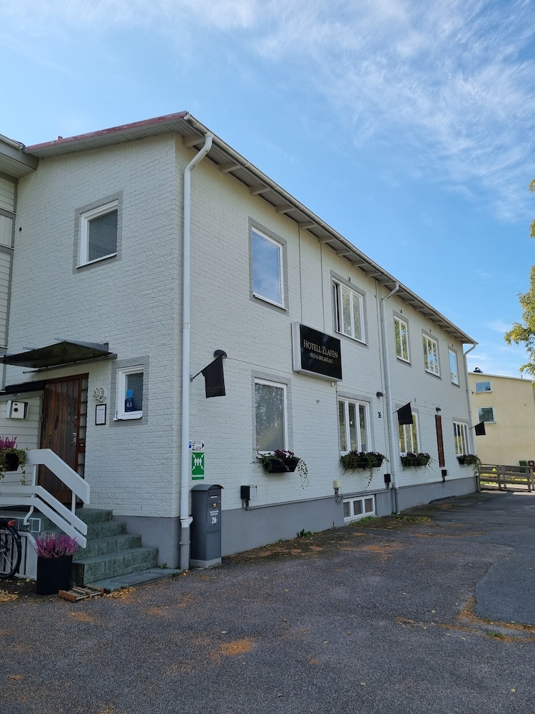 Hotell Zlafen Bed And Breakfast 36/46