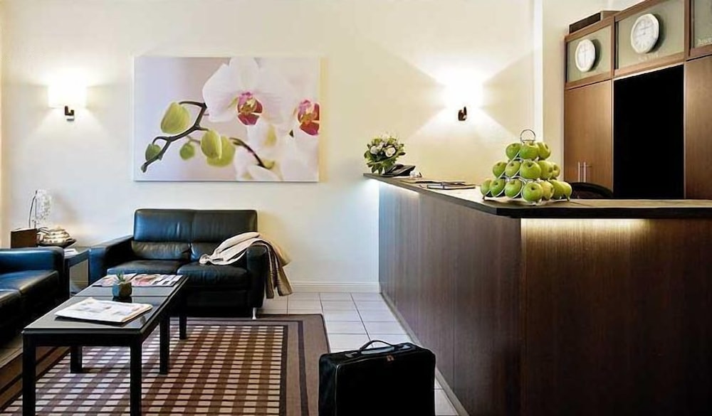 Hotel de France 3/37
