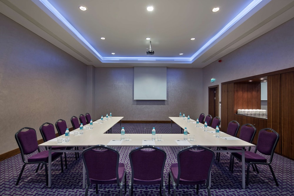 Hampton By Hilton Istanbul Kayasehir 28/32