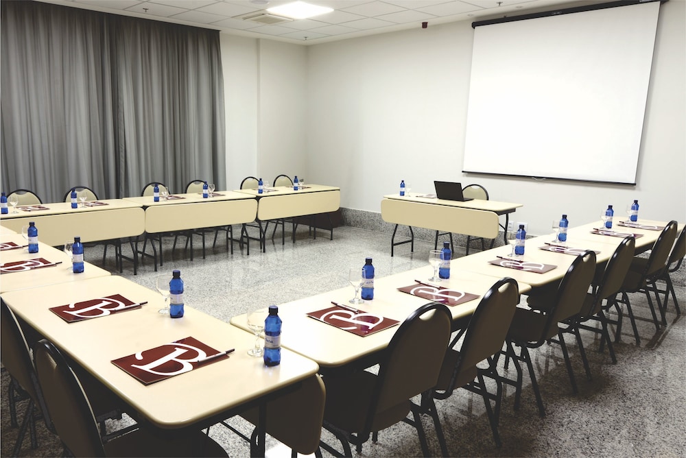 Tulip Inn Vila Velha 39/50