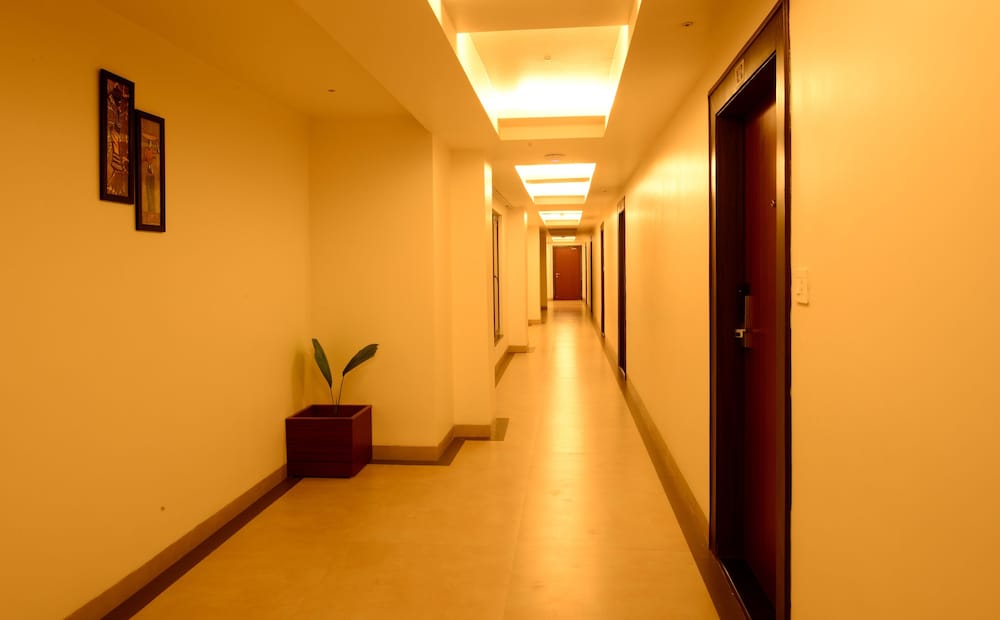 Hotel Shoolin Grand 16/39