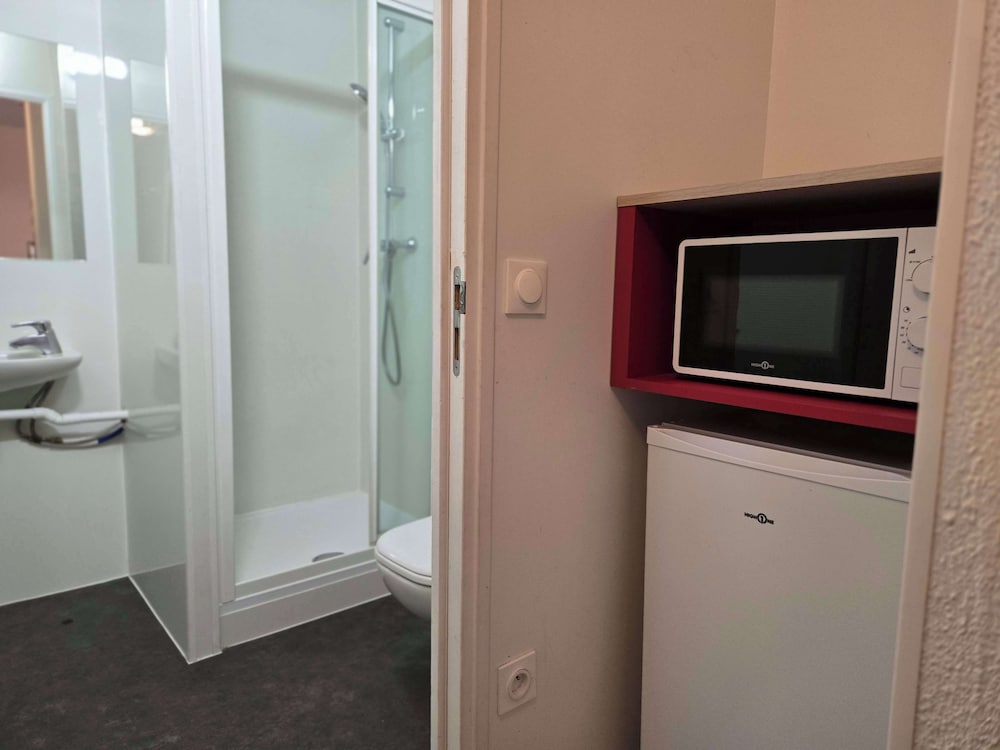 Hotel Premiere Classe Lyon East - Beynost 50/50