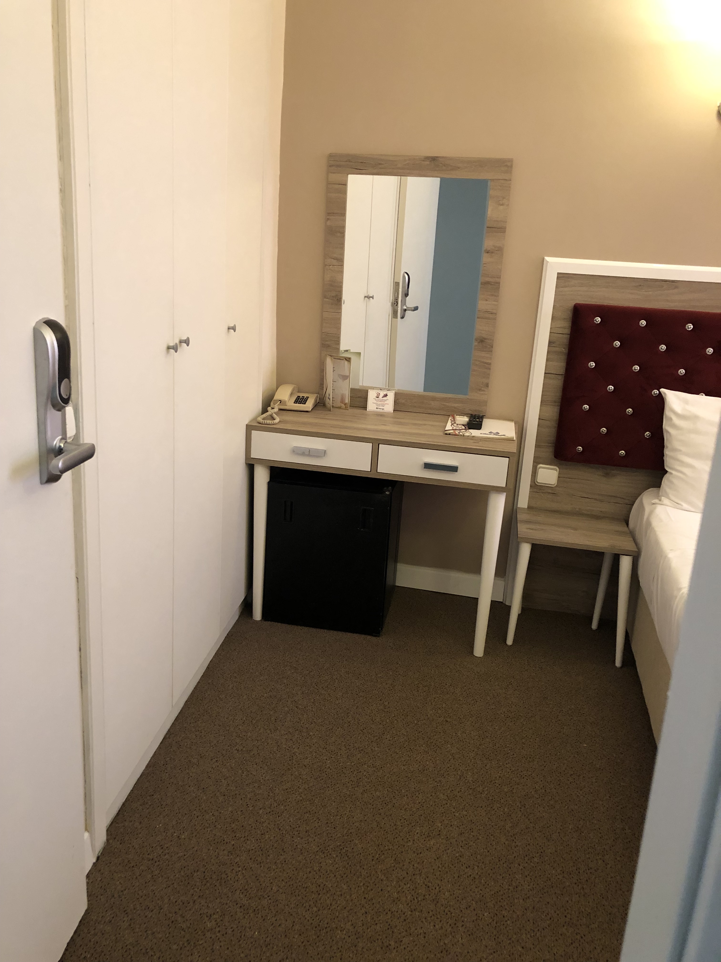 Kecik Hotel 8/34