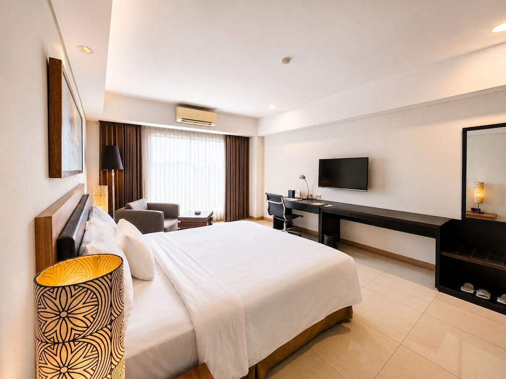 Deluxe, Queen Bed