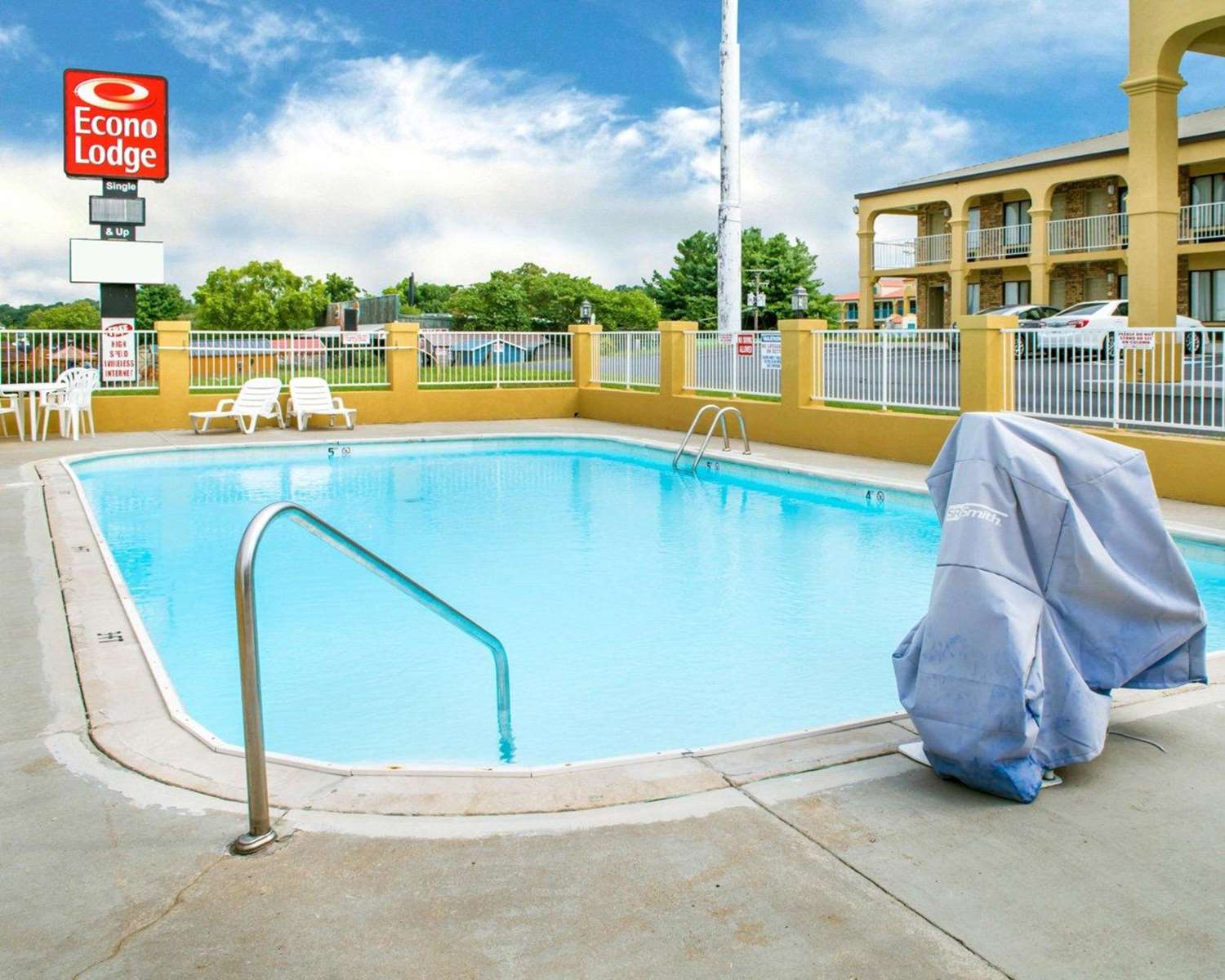 Econo Lodge Franklin South KY 11/19