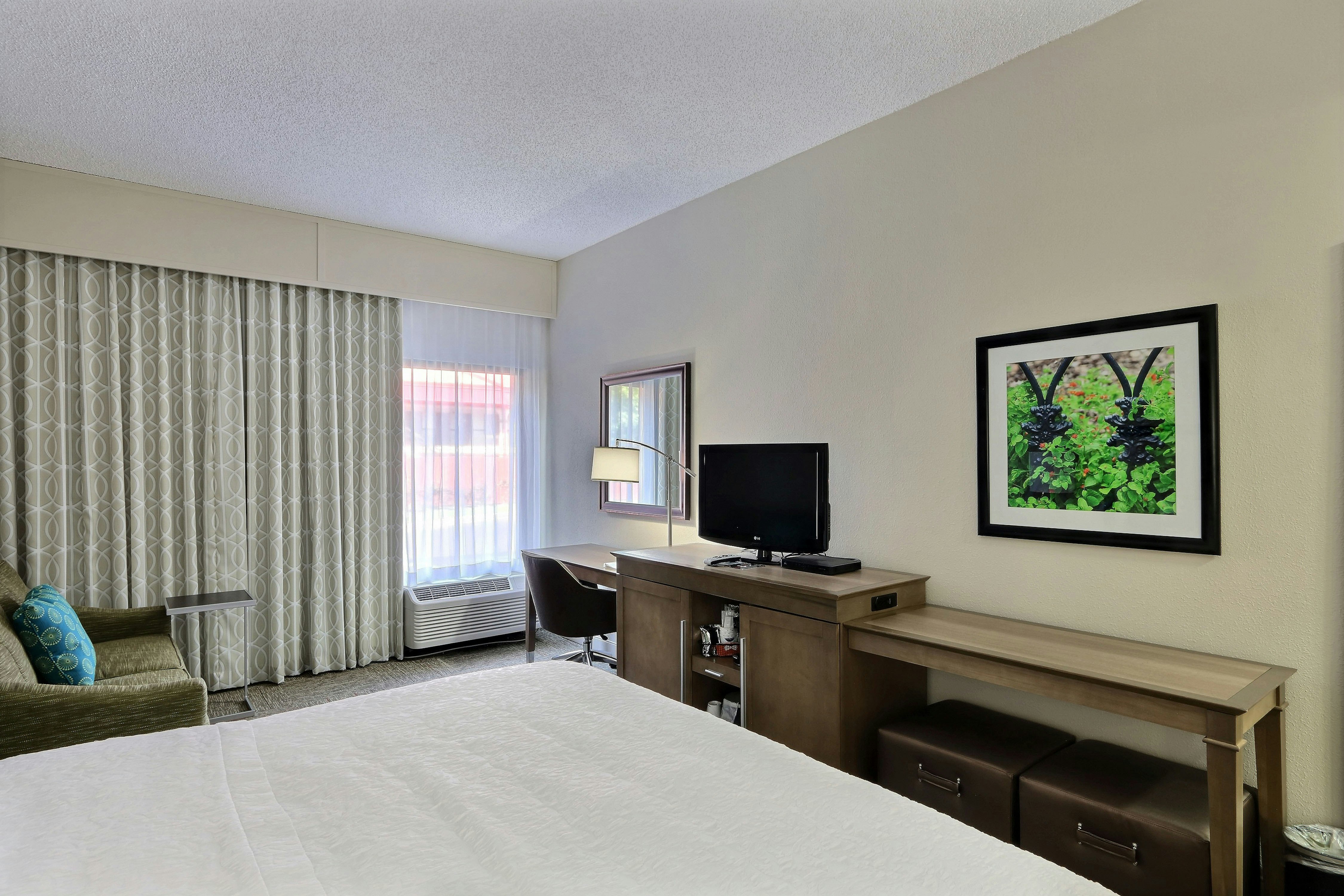 Study, King Bed, Sofa