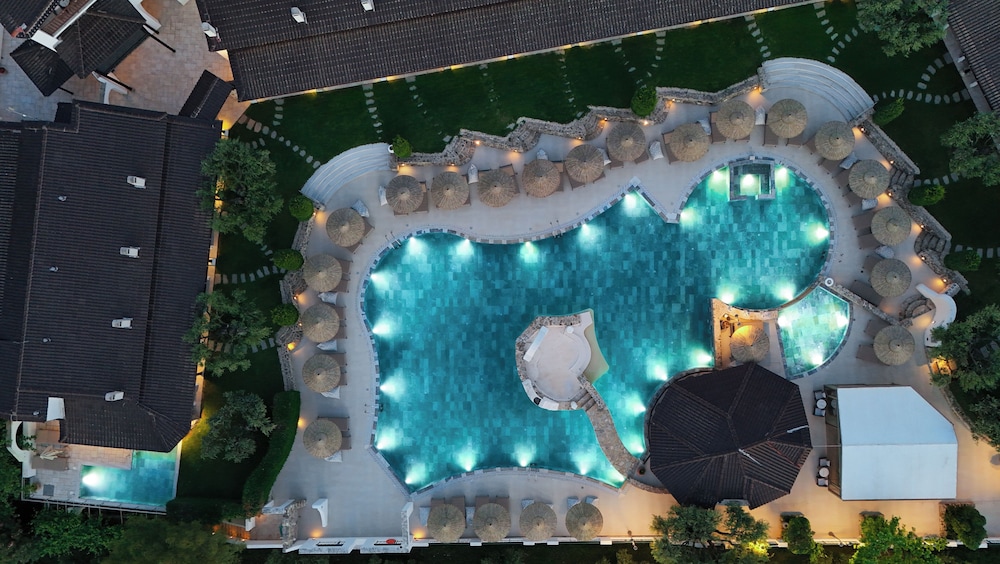 Acrotel Athena Pallas and Residence in SITHONIA