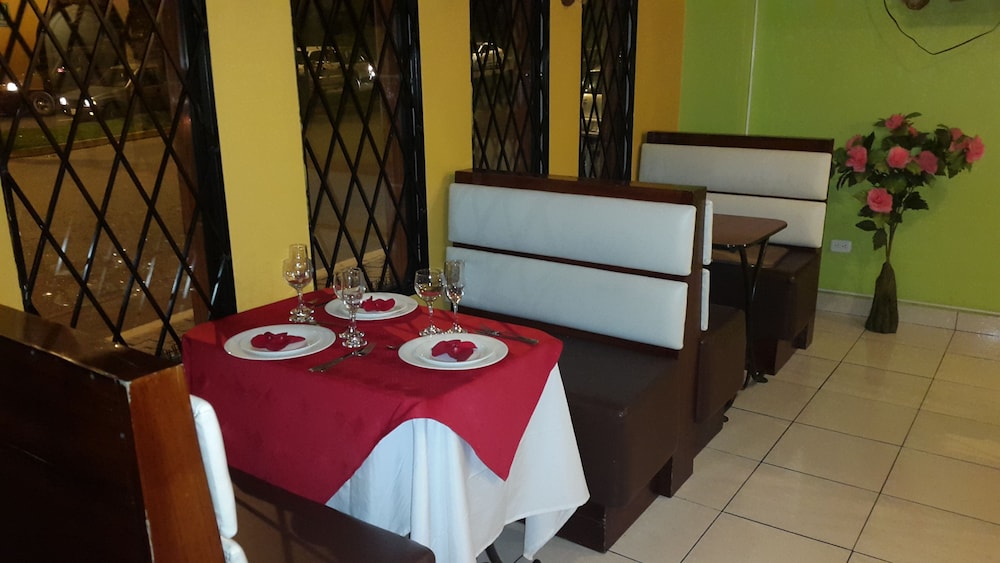 Hotel Gran Quitumbe 58/70