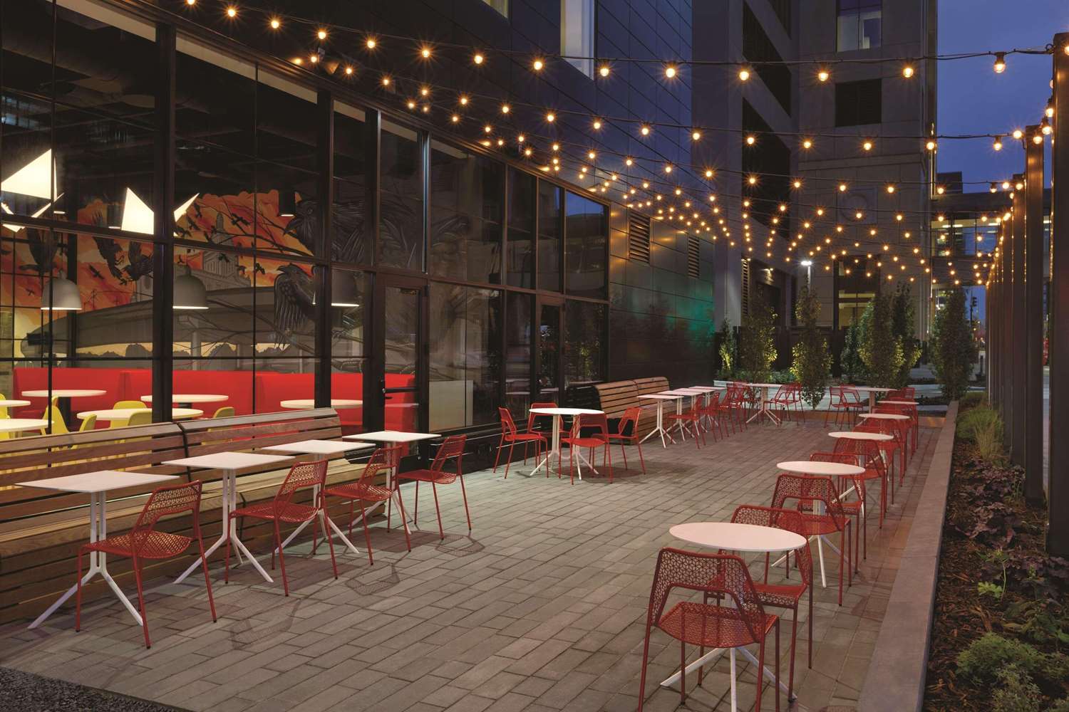 Radisson Red Minneapolis Downtown 21/44