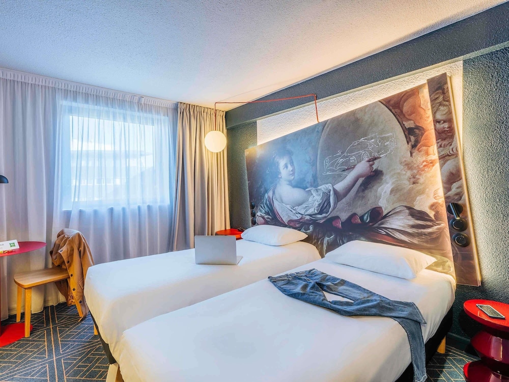 STANDARD, TWIN BEDS