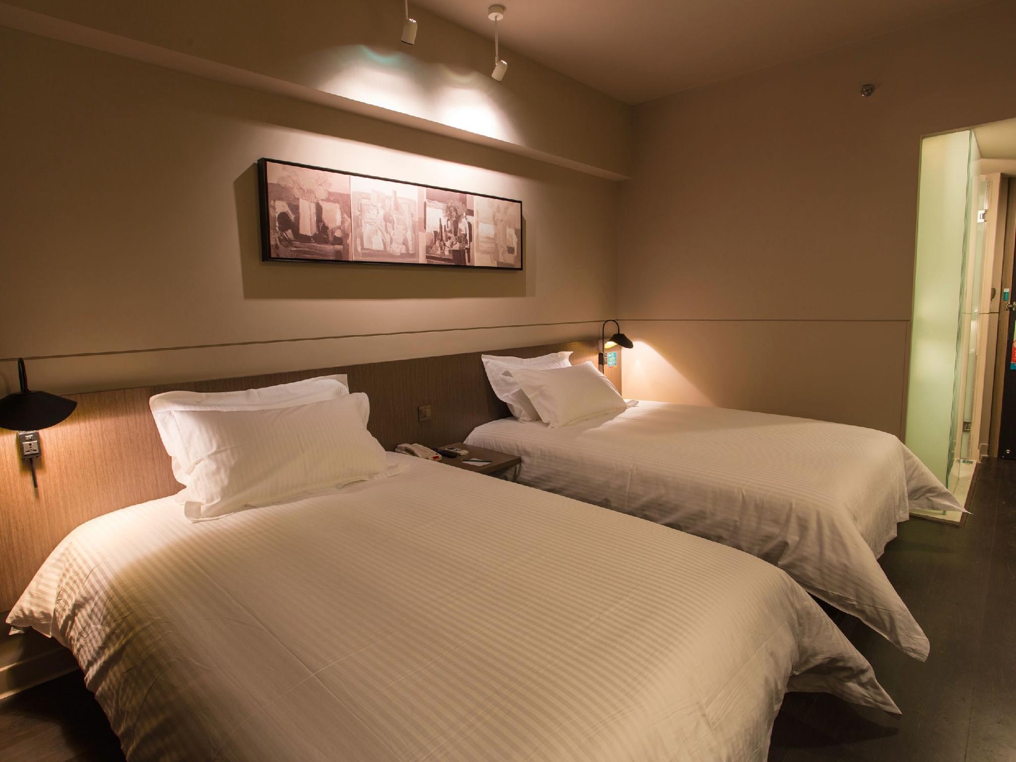 Jinjiang Inn Select (Shanghai Pudong Airport) 13/21