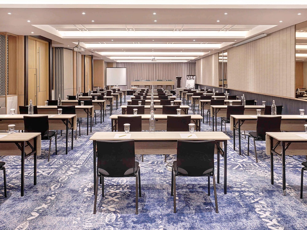 Mercure Samarinda 66/75