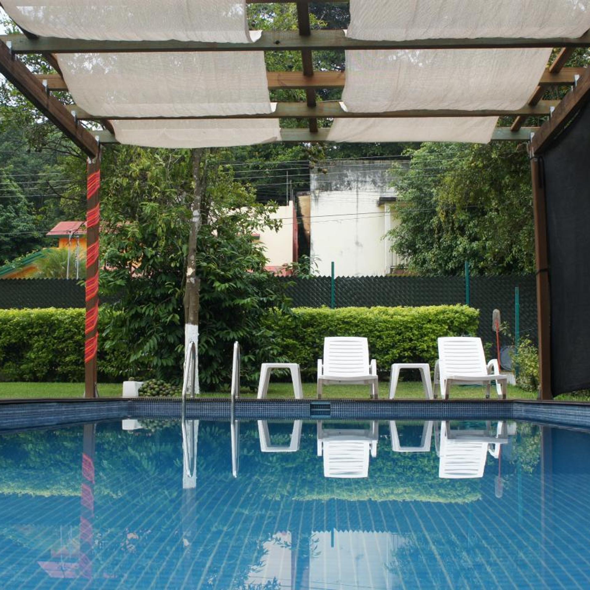 Relax Inn Suites 45/50